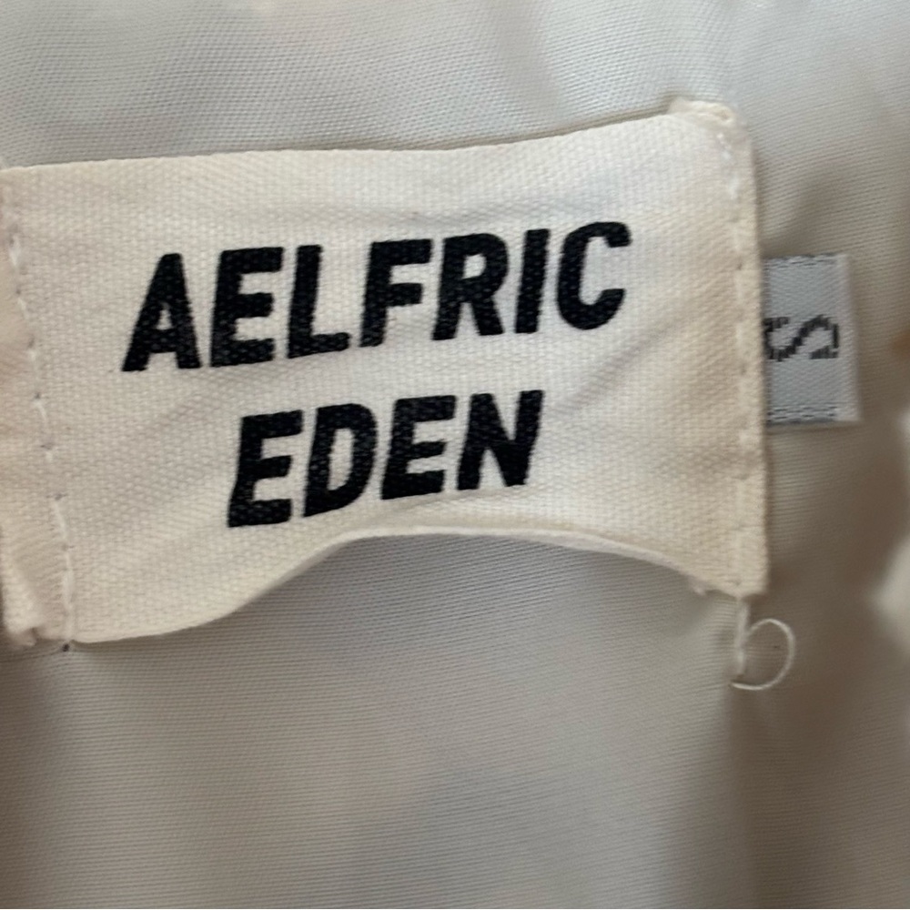 Aelfric Eden Women’s Bear Print Puffer Jacket - Cream and Brown - Picture 3 of 11